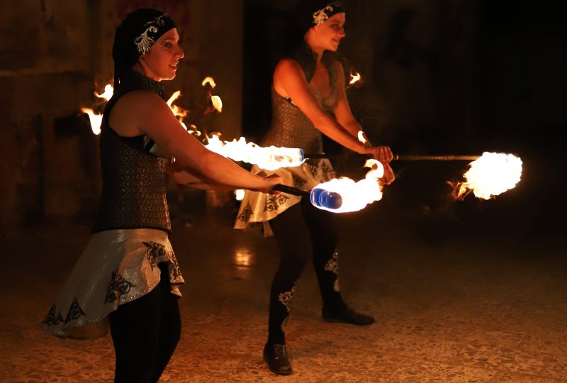 Ilusias - flaming art show