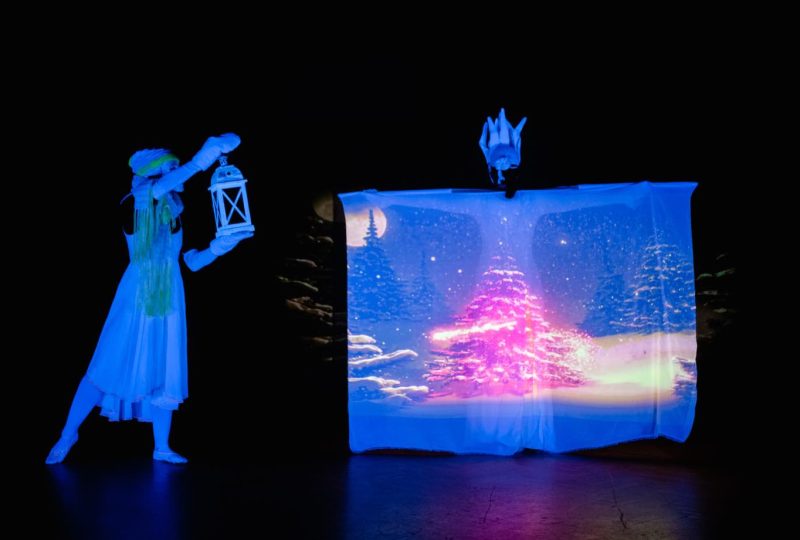 Kouzlo Vánoc - UV show Ilusias