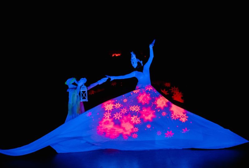 Kouzlo Vánoc - UV show Ilusias