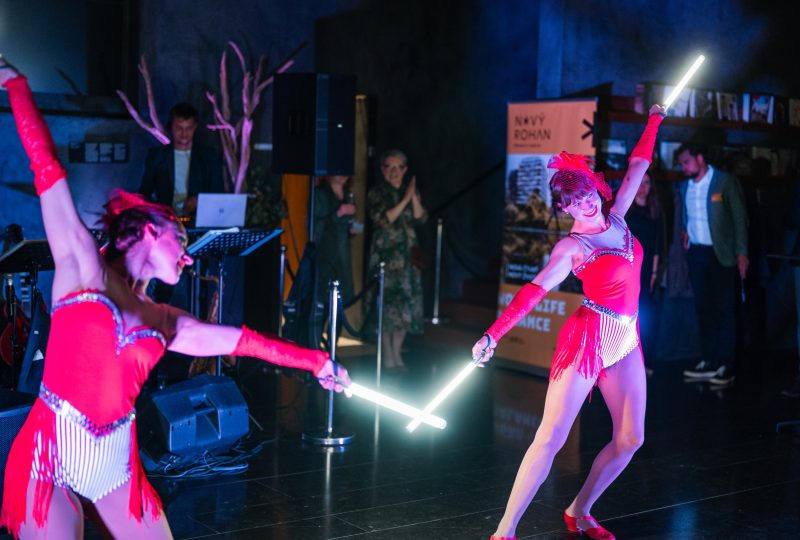 Swing Logo lightshow Ilusias