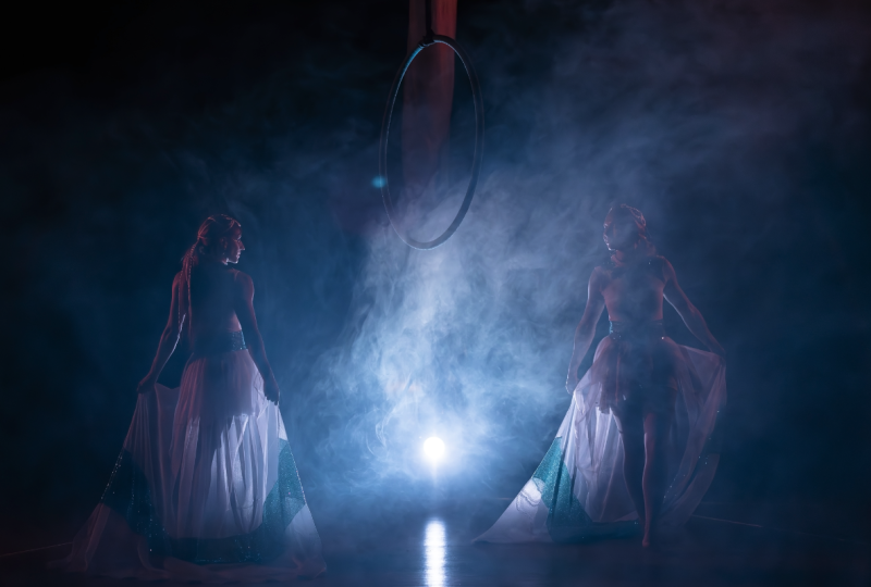 Ilusias - show Ve vlnách, vzdučná akrobacie